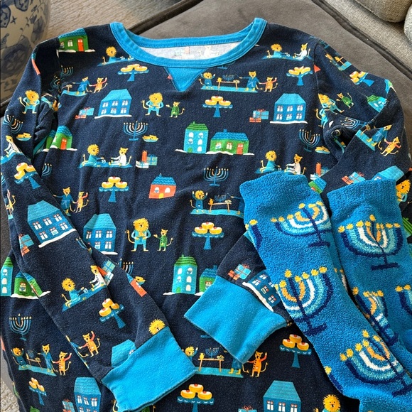 Hanukah Pajamas and matching socks bundle - Picture 1 of 7